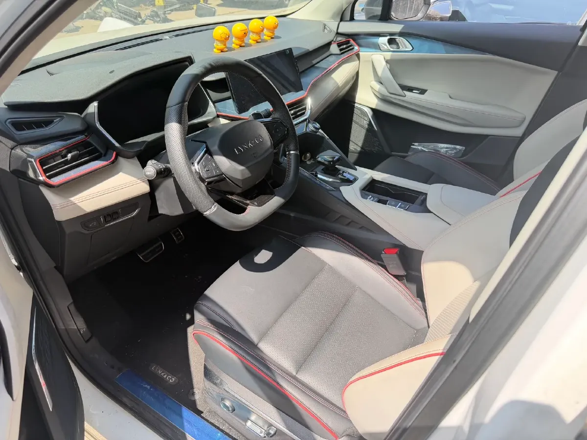 2020 LYNK&CO 06 1.5T 177HP L3 7DCT,autocango,china used car exporter,china ev exporter,chinese used car exporter,chinese used ev exporter