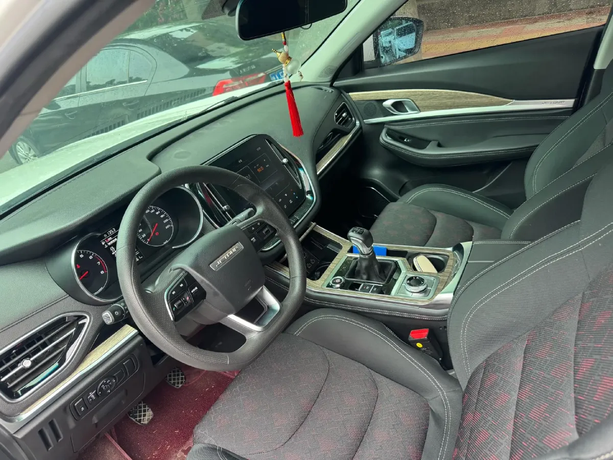 2020 Jetour X70 1.5T 156HP L4 6MT,autocango,china used car exporter,china ev exporter,chinese used car exporter,chinese used ev exporter
