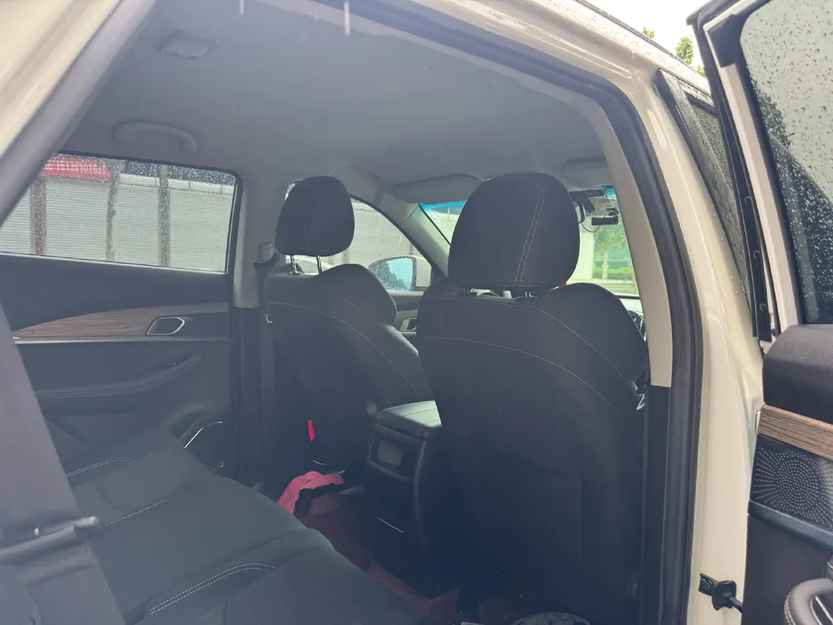 2020 Jetour X70 1.5T 156HP L4 6MT,autocango,china used car exporter,china ev exporter,chinese used car exporter,chinese used ev exporter
