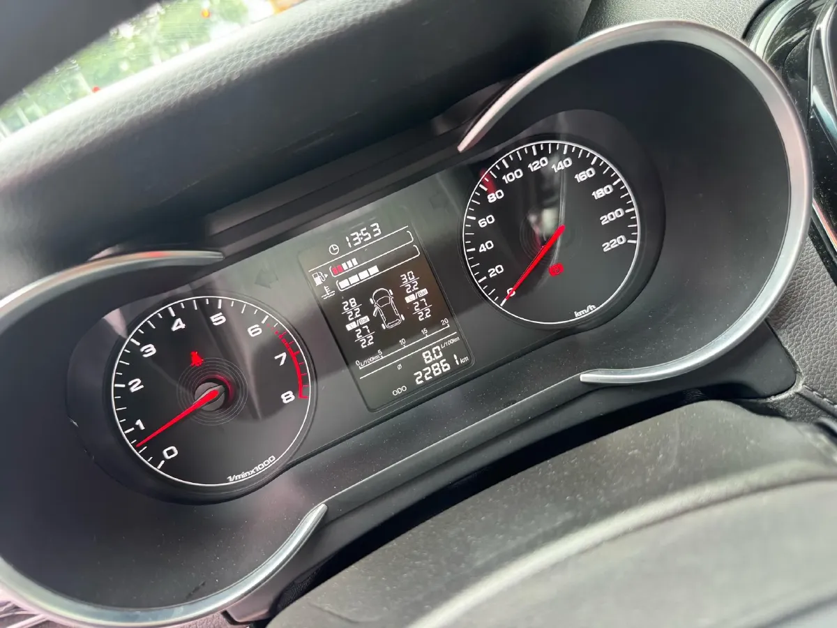 2020 Jetour X70 1.5T 156HP L4 6MT,autocango,china used car exporter,china ev exporter,chinese used car exporter,chinese used ev exporter