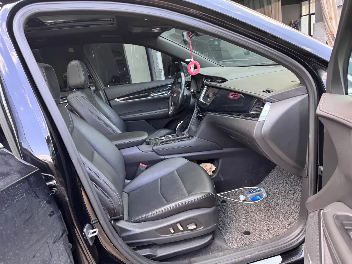 2021 Cadillac XT6 2.0T 237HP L4 9AT,autocango,china used car exporter,china ev exporter,chinese used car exporter,chinese used ev exporter