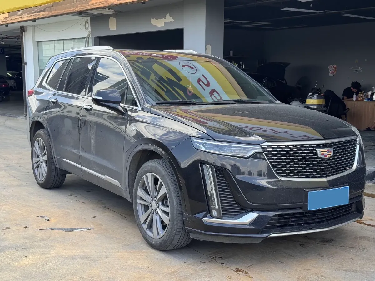 2021 Cadillac XT6 2.0T 237HP L4 9AT,autocango,china used car exporter,china ev exporter,chinese used car exporter,chinese used ev exporter