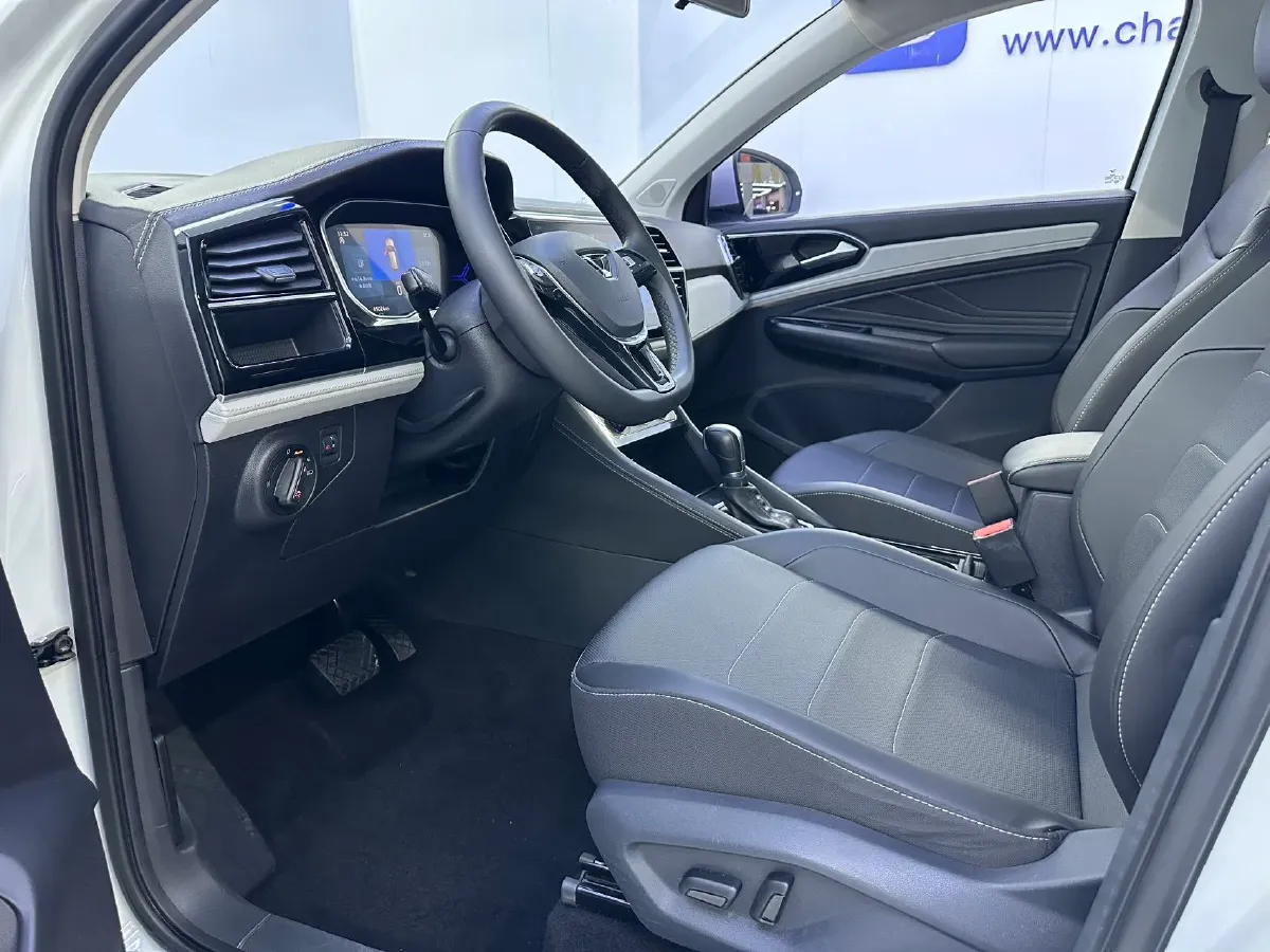 2023 Jetta VS7 1.4T 150HP L4 6AT,autocango,china used car exporter,china ev exporter,chinese used car exporter,chinese used ev exporter