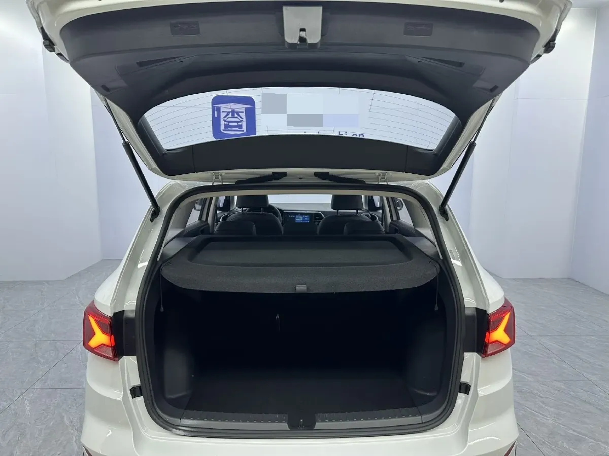 2023 Jetta VS7 1.4T 150HP L4 6AT,autocango,china used car exporter,china ev exporter,chinese used car exporter,chinese used ev exporter