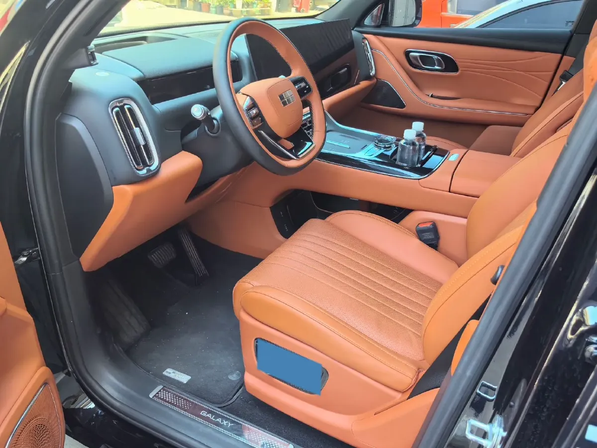 2025 Geely Galaxy M9 1.5T 163HP L4 3DHT PHEV,autocango,china used car exporter,china ev exporter,chinese used car exporter,chinese used ev exporter