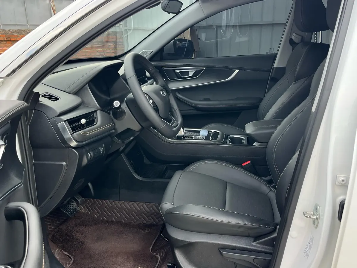2022 Chery Tiggo 8 1.5T 156HP L4 6DCT,autocango,china used car exporter,china ev exporter,chinese used car exporter,chinese used ev exporter