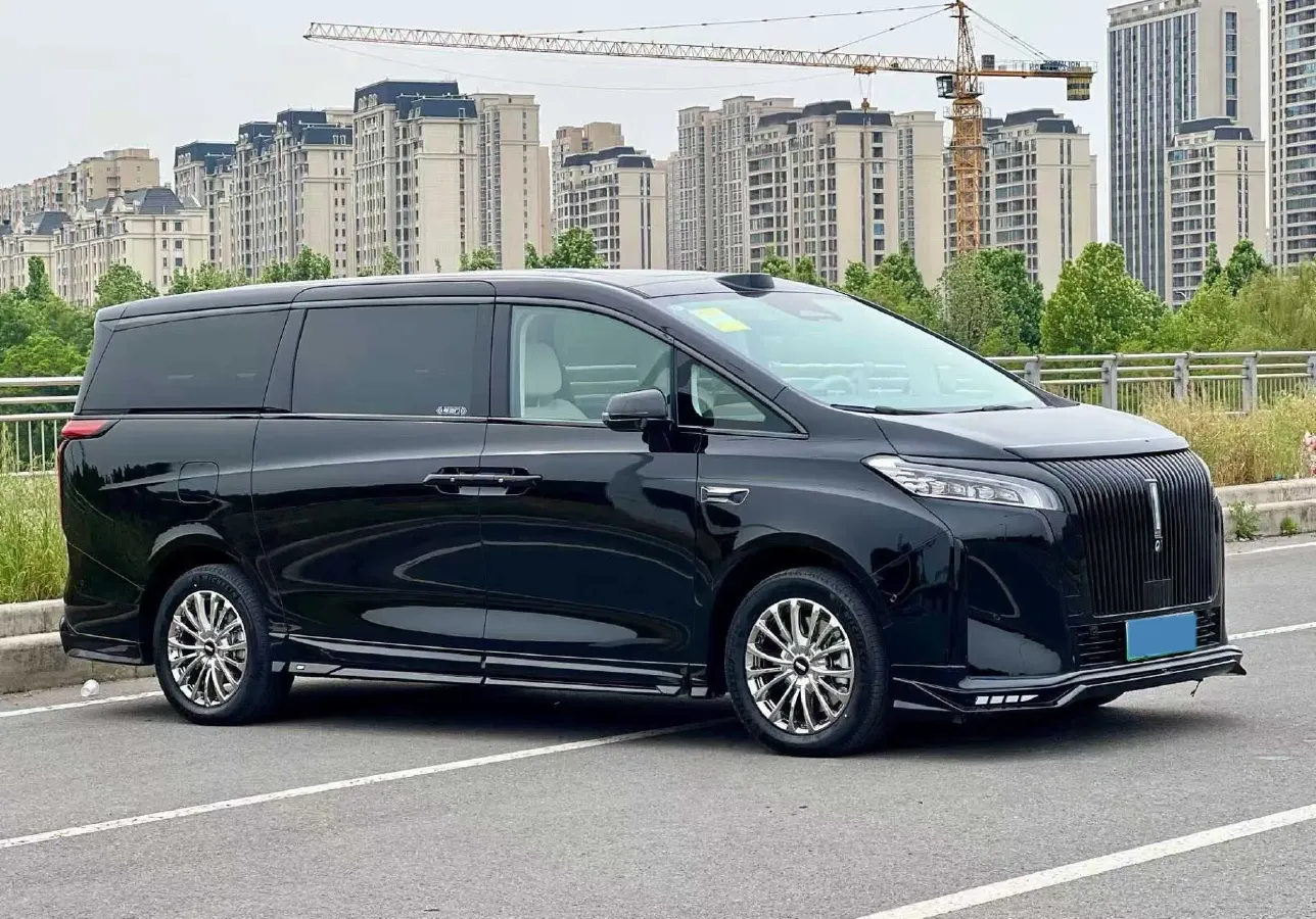 2025 WEY HighMountain 1.5T 170HP L4 4DHT PHEV,autocango,china used car exporter,china ev exporter,chinese used car exporter,chinese used ev exporter