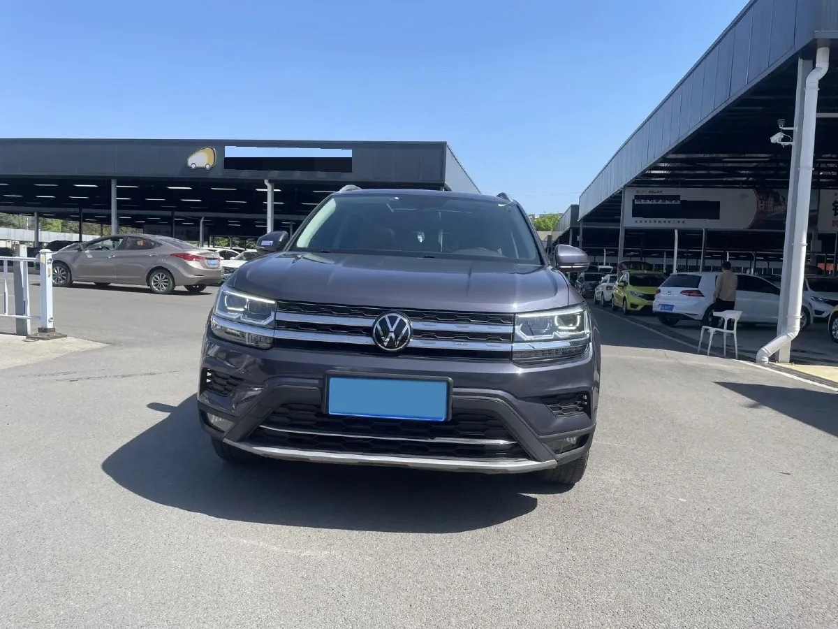 2022 Volkswagen Tharu 2.0T 186HP L4 7DCT,autocango,china used car exporter,china ev exporter,chinese used car exporter,chinese used ev exporter