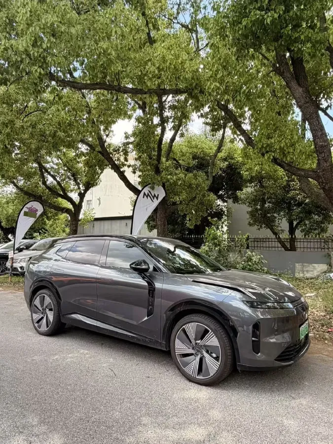 2023 LYNK&CO 08 EM-P 1.5T 163HP L4 3DHT PHEV 39.8KWH,autocango,china used car exporter,china ev exporter,chinese used car exporter,chinese used ev exporter