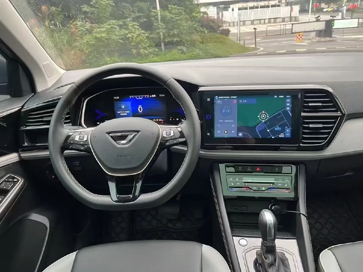 2023 Jetta VS7 1.4T 150HP L4 6AT,autocango,china used car exporter,china ev exporter,chinese used car exporter,chinese used ev exporter
