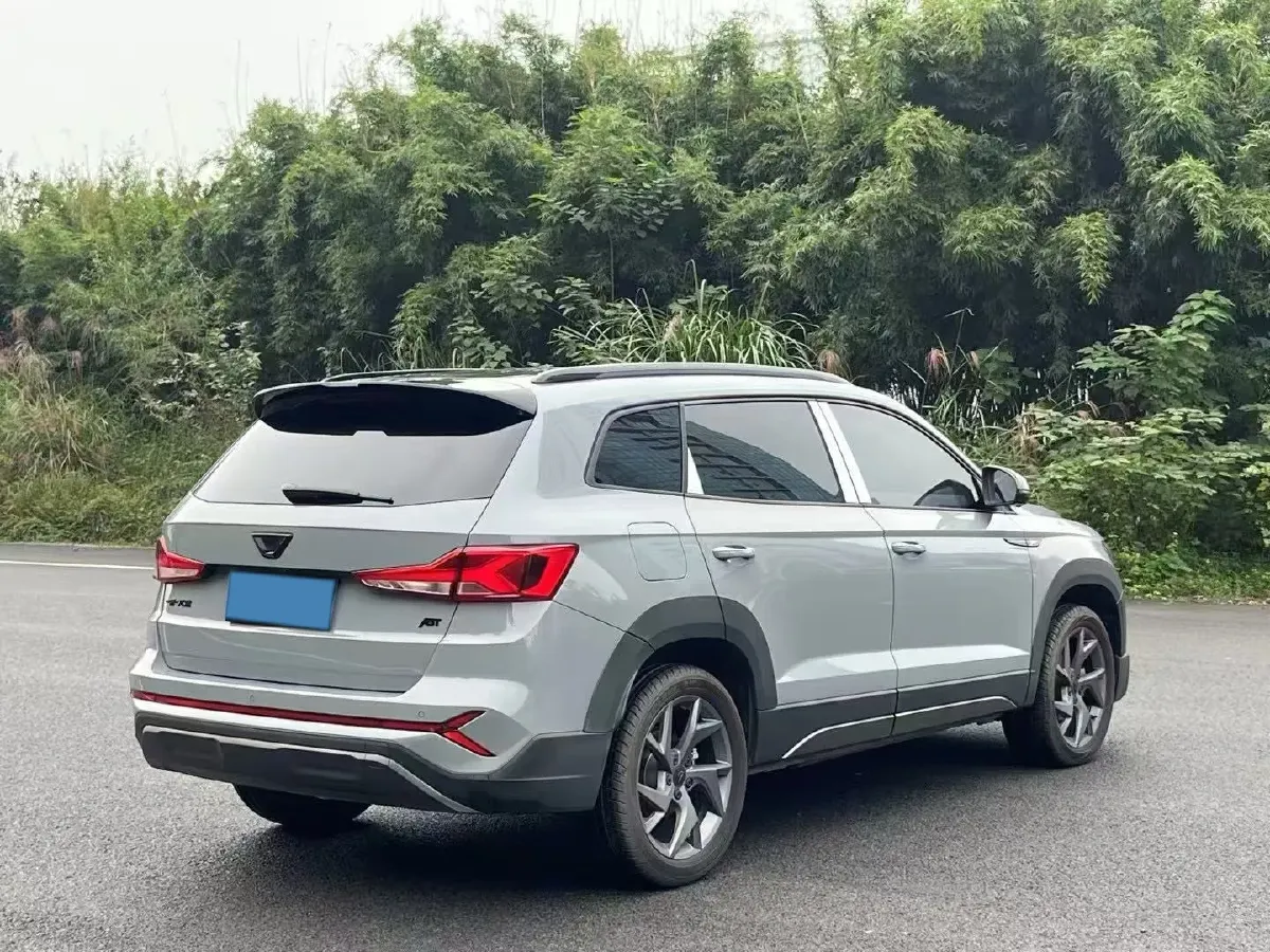 2023 Jetta VS7 1.4T 150HP L4 6AT,autocango,china used car exporter,china ev exporter,chinese used car exporter,chinese used ev exporter