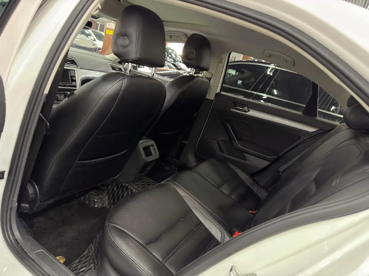 2019 Volkswagen Lamando 1.4T 131HP L4 7DCT,autocango,china used car exporter,china ev exporter,chinese used car exporter,chinese used ev exporter