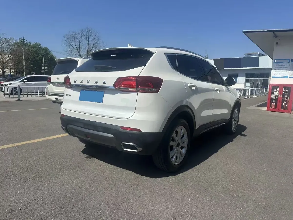 2018 Haval H4 1.5T 169HP L4 7DCT,autocango,china used car exporter,china ev exporter,chinese used car exporter,chinese used ev exporter