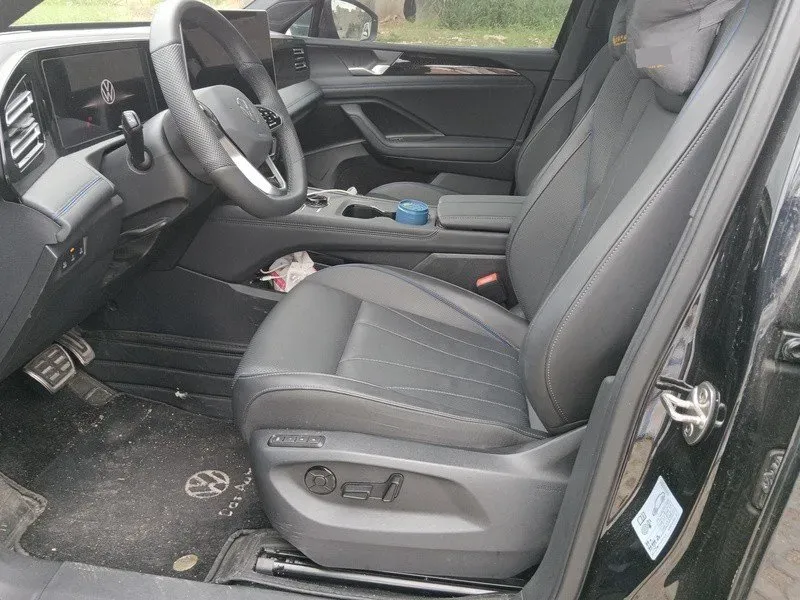 2024 Volkswagen Tiguan L 2.0T 186HP L4 7DCT,autocango,china used car exporter,china ev exporter,chinese used car exporter,chinese used ev exporter