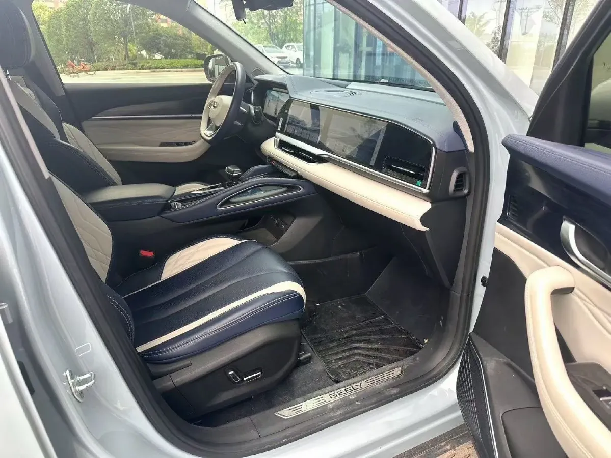 2022 Citroen C5 X 1.6T 175HP L4 8AT,autocango,china used car exporter,china ev exporter,chinese used car exporter,chinese used ev exporter