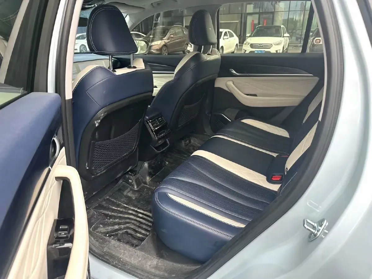 2022 Citroen C5 X 1.6T 175HP L4 8AT,autocango,china used car exporter,china ev exporter,chinese used car exporter,chinese used ev exporter