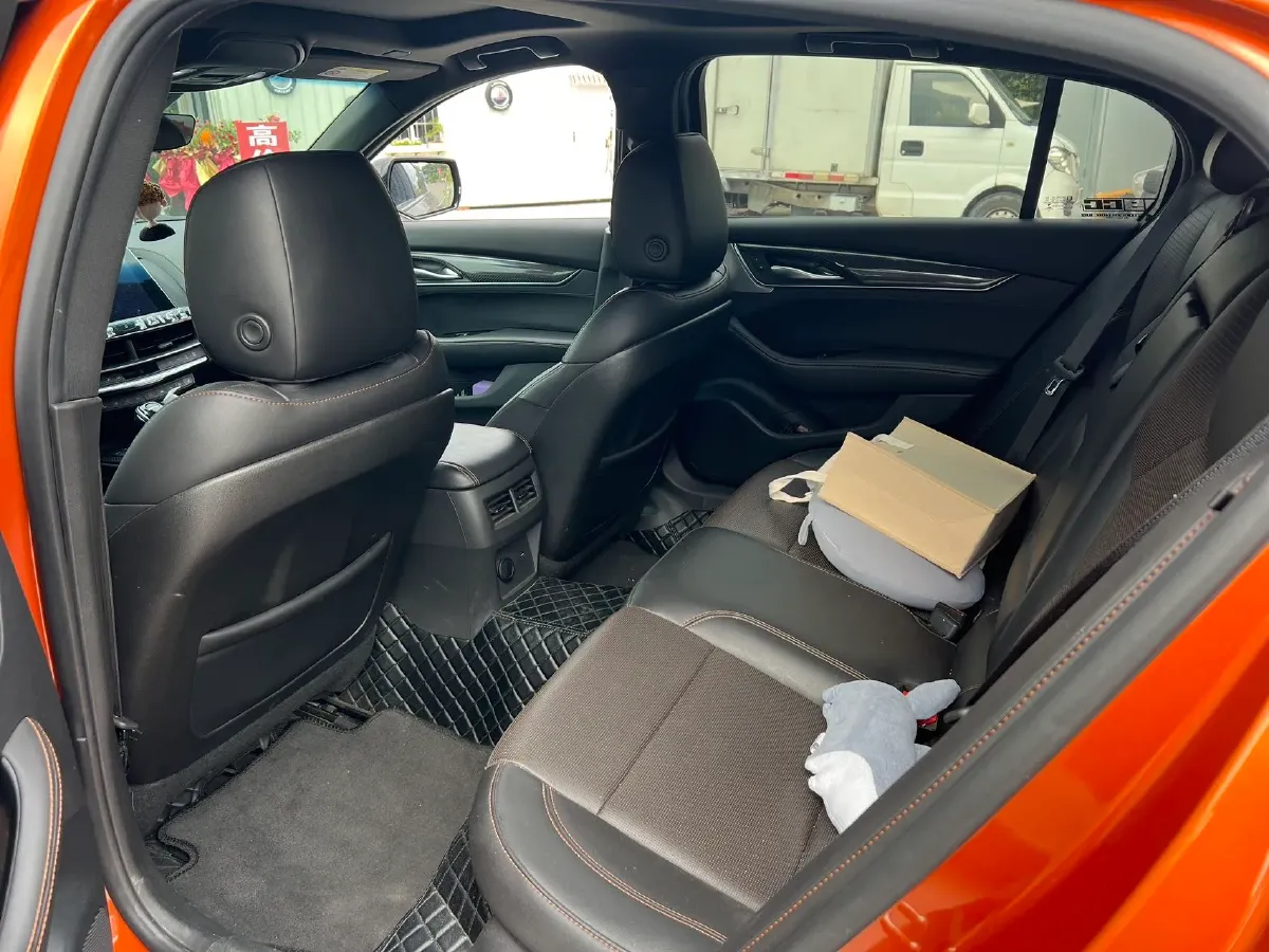 2023 Cadillac CT5 2.0T 237HP L4 10AT,autocango,china used car exporter,china ev exporter,chinese used car exporter,chinese used ev exporter