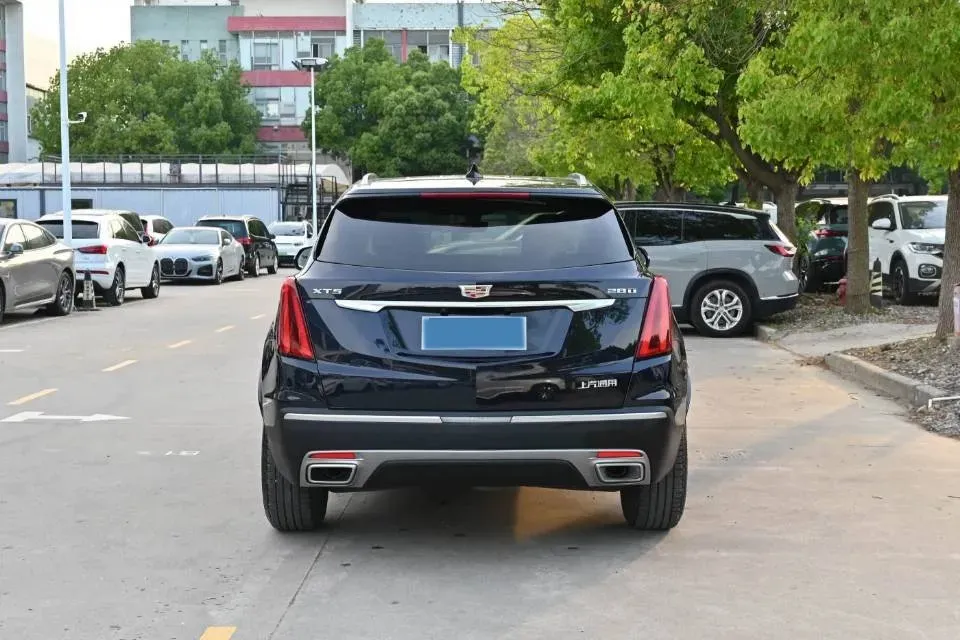 2020 Cadillac XT5 2.0T 237HP L4 9AT,autocango,china used car exporter,china ev exporter,chinese used car exporter,chinese used ev exporter