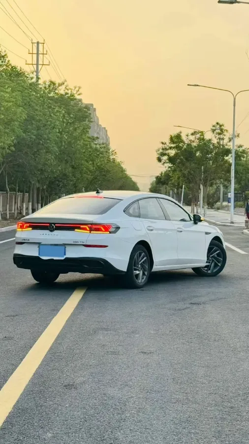 2022 Jetour DASHING i-DM 1.5T 156HP L4 3DHT PHEV 19.27KWH,autocango,china used car exporter,china ev exporter,chinese used car exporter,chinese used ev exporter