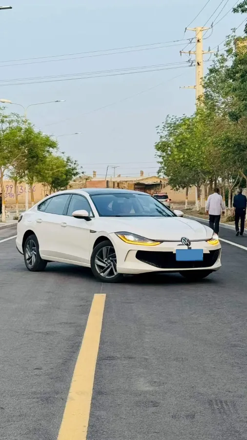 2022 Jetour DASHING i-DM 1.5T 156HP L4 3DHT PHEV 19.27KWH,autocango,china used car exporter,china ev exporter,chinese used car exporter,chinese used ev exporter