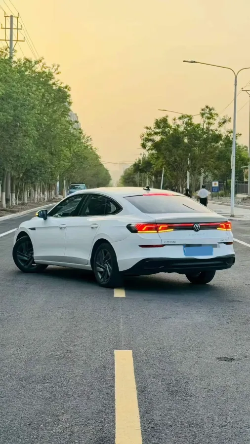 2022 Jetour DASHING i-DM 1.5T 156HP L4 3DHT PHEV 19.27KWH,autocango,china used car exporter,china ev exporter,chinese used car exporter,chinese used ev exporter