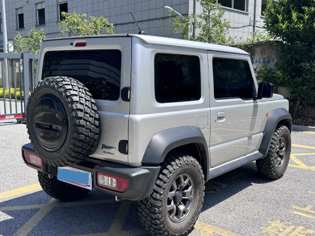 2025 HongQi HS5 2.0T 252HP L4 8AT,autocango,china used car exporter,china ev exporter,chinese used car exporter,chinese used ev exporter