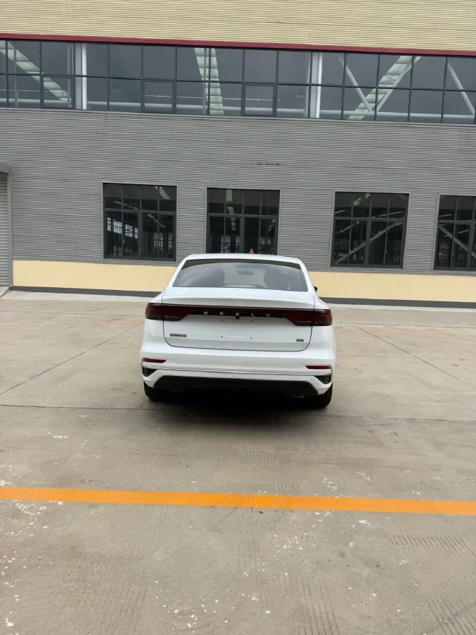 2022 Geely Emgrand 1.5L 114HP L4 CVT,autocango,china used car exporter,china ev exporter,chinese used car exporter,chinese used ev exporter
