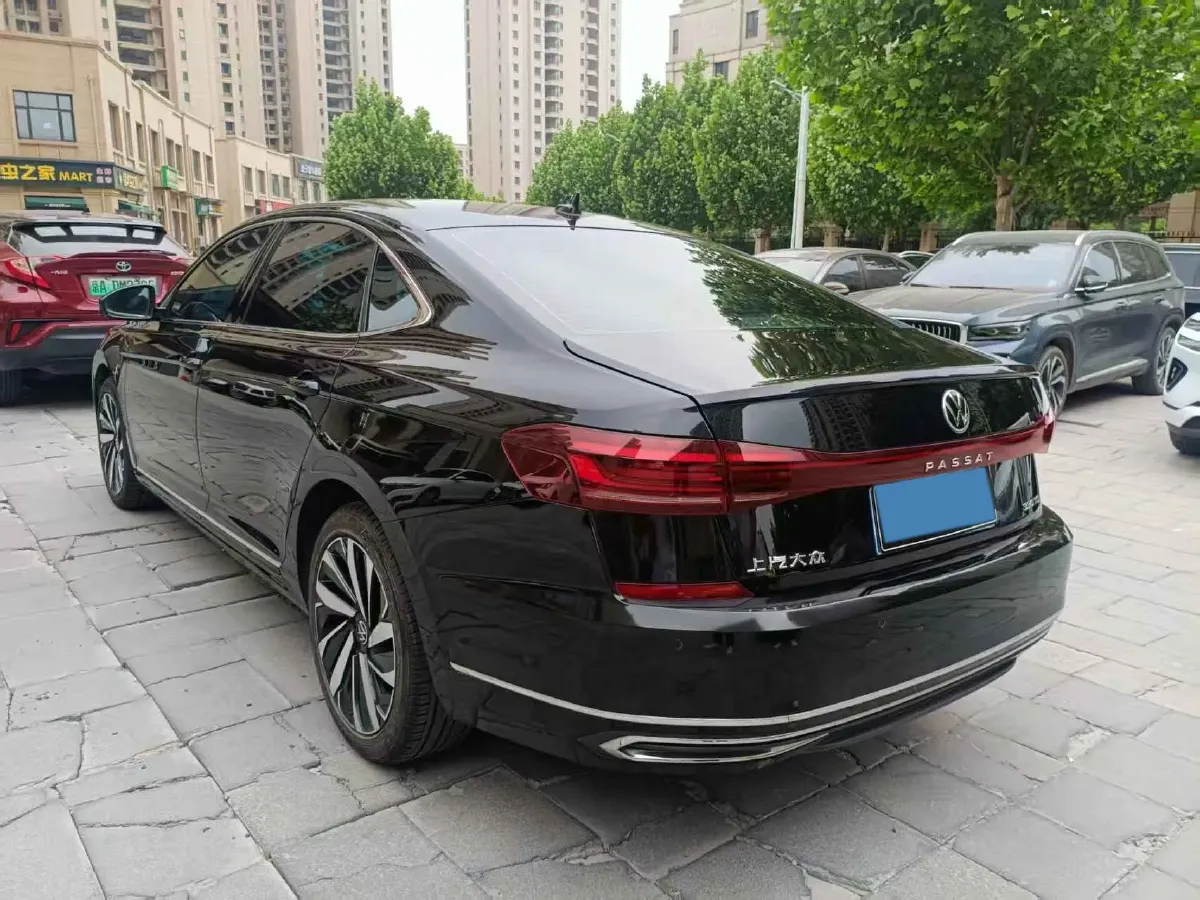 2024 Volkswagen Passat 2.0T 186HP L4 7DCT,autocango,china used car exporter,china ev exporter,chinese used car exporter,chinese used ev exporter