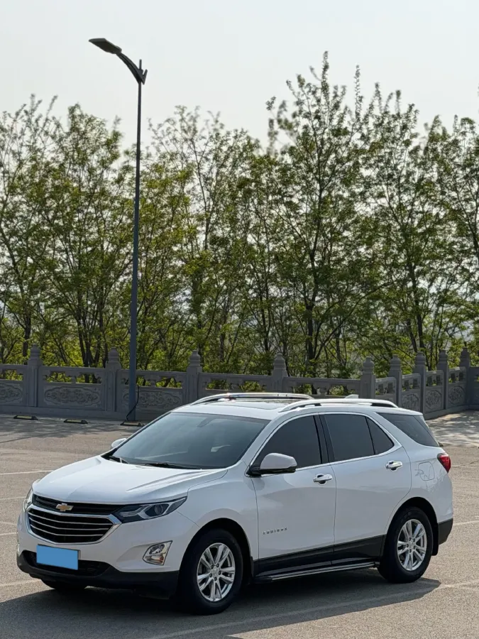 2019 Chevrolet Equinox 1.5T 180HP L4 6AT,autocango,china used car exporter,china ev exporter,chinese used car exporter,chinese used ev exporter