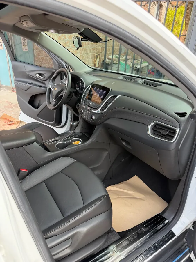 2019 Chevrolet Equinox 1.5T 180HP L4 6AT,autocango,china used car exporter,china ev exporter,chinese used car exporter,chinese used ev exporter