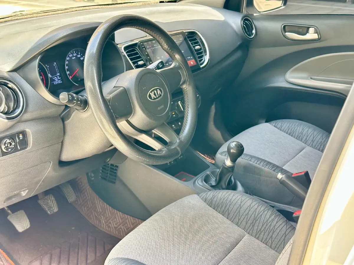 2017 Kia Pegas 1.4L 95HP L4 5MT,autocango,china used car exporter,china ev exporter,chinese used car exporter,chinese used ev exporter
