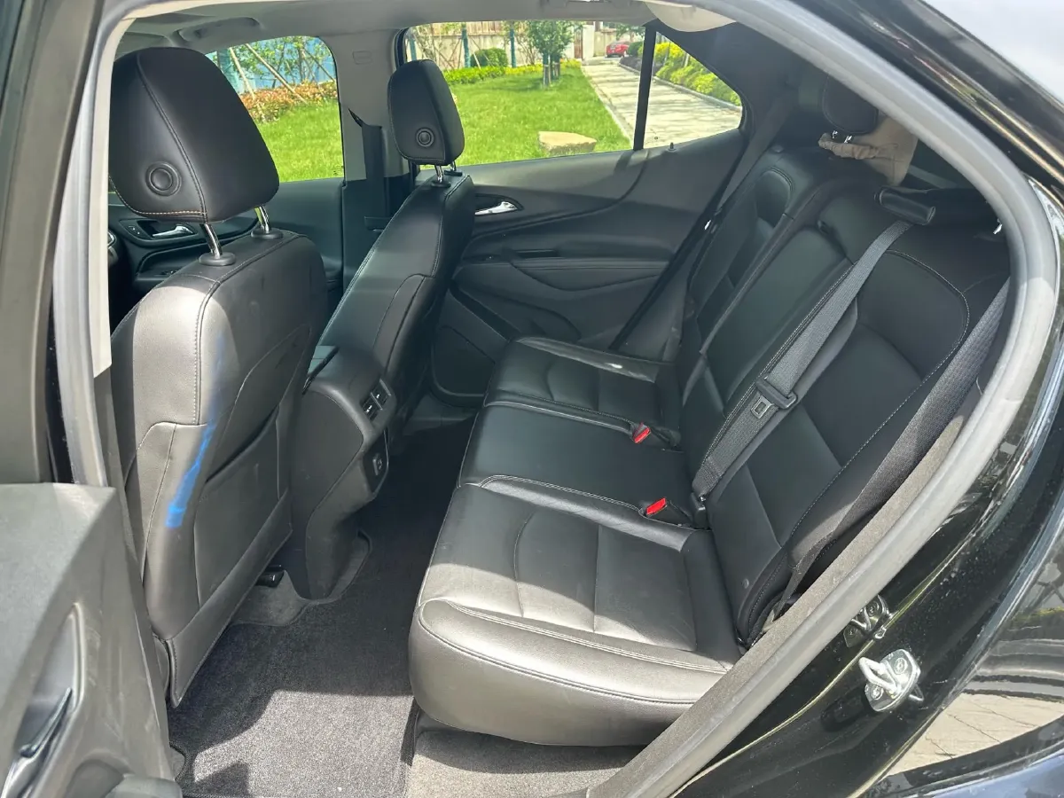 2019 Chevrolet Equinox 1.5T 169HP L4 6AT,autocango,china used car exporter,china ev exporter,chinese used car exporter,chinese used ev exporter
