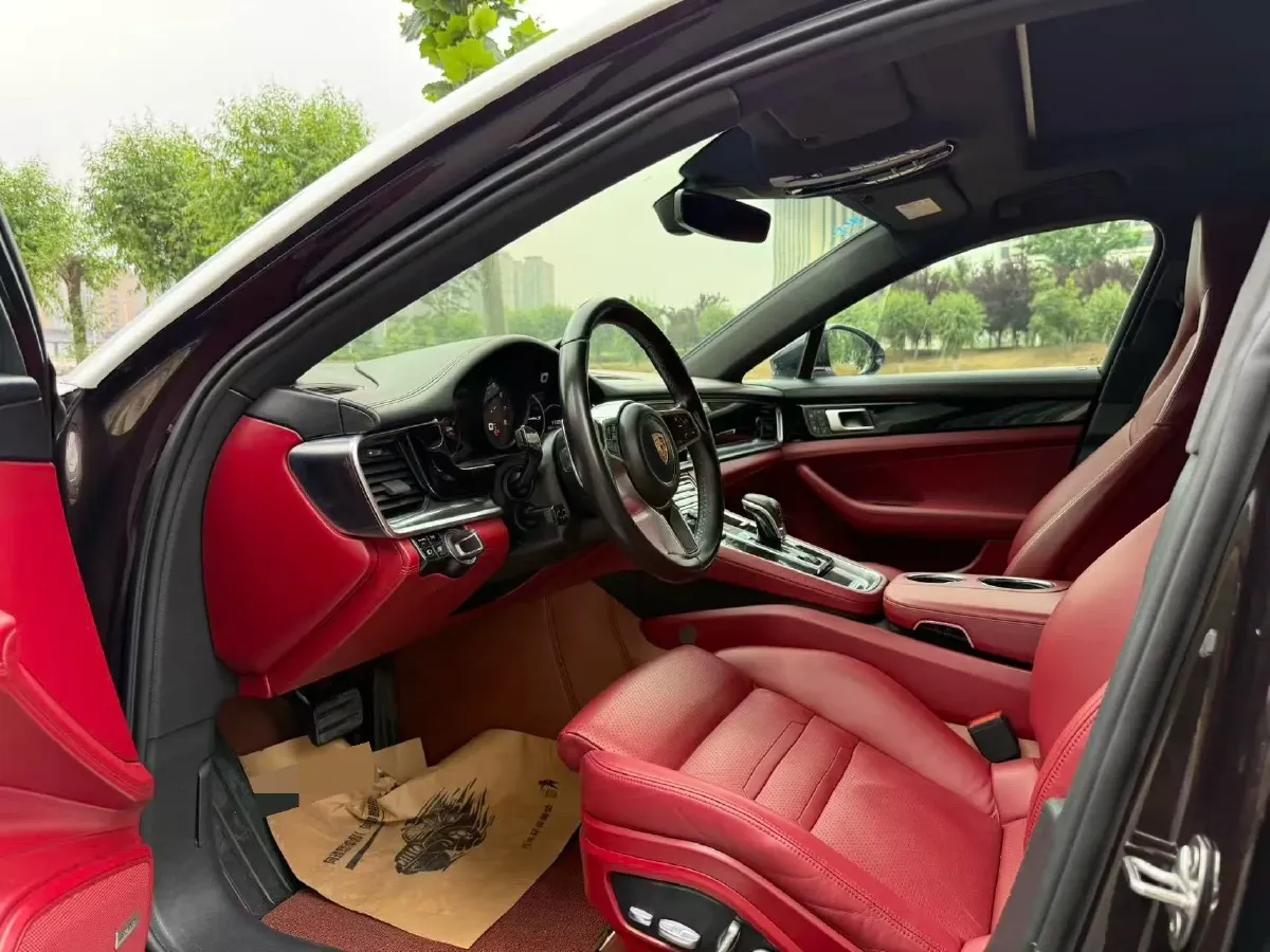 2018 Maserati Levante 3.0T 350HP V6 8AT,autocango,china used car exporter,china ev exporter,chinese used car exporter,chinese used ev exporter