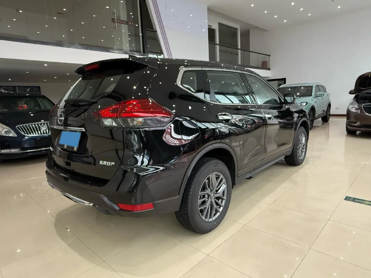 2025 Nissan X-Trail 2.0L 151HP L4 CVT,autocango,china used car exporter,china ev exporter,chinese used car exporter,chinese used ev exporter