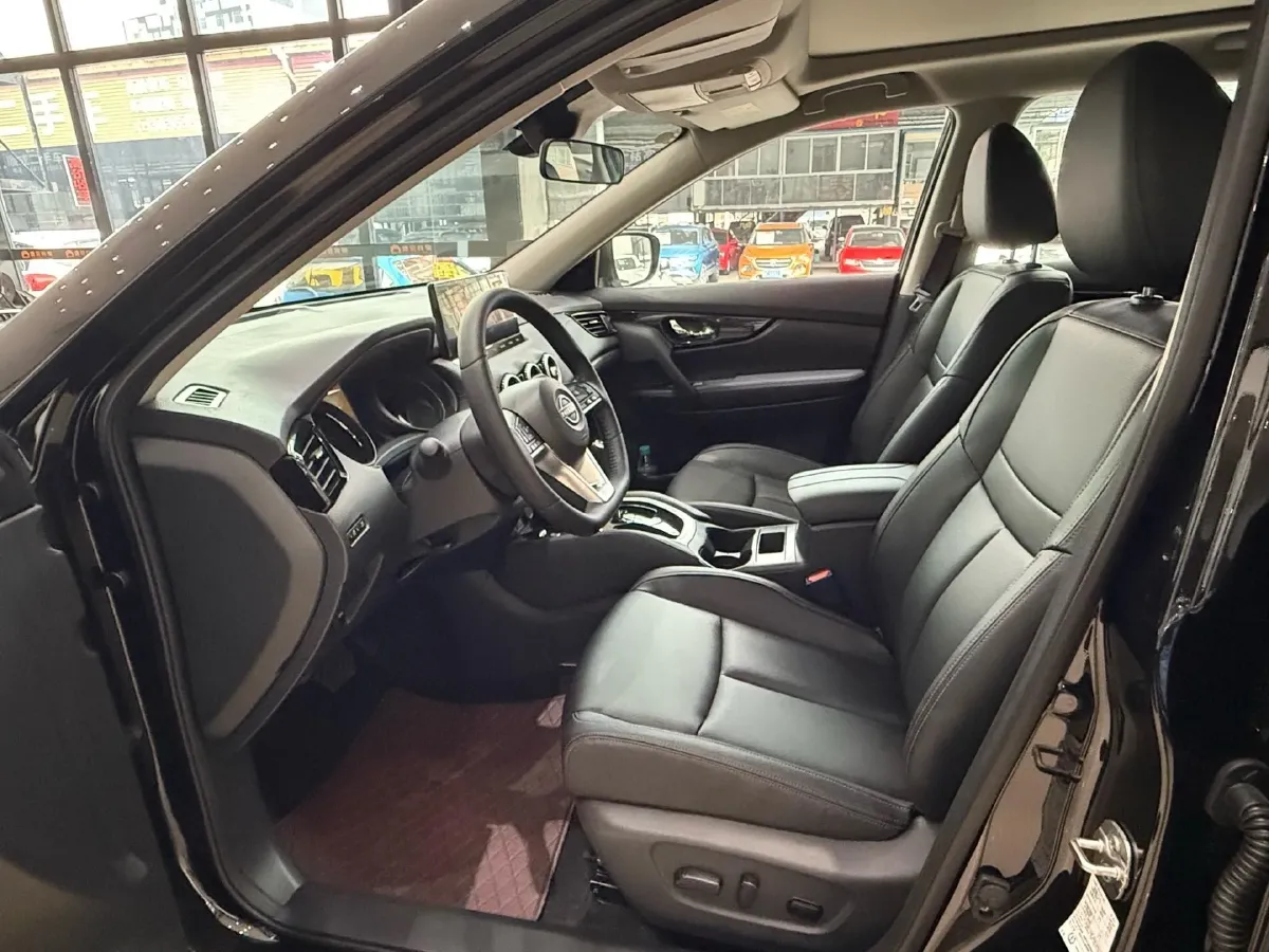 2025 Nissan X-Trail 2.0L 151HP L4 CVT,autocango,china used car exporter,china ev exporter,chinese used car exporter,chinese used ev exporter