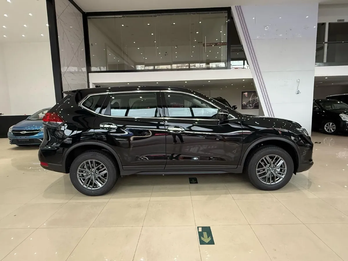 2025 Nissan X-Trail 2.0L 151HP L4 CVT,autocango,china used car exporter,china ev exporter,chinese used car exporter,chinese used ev exporter