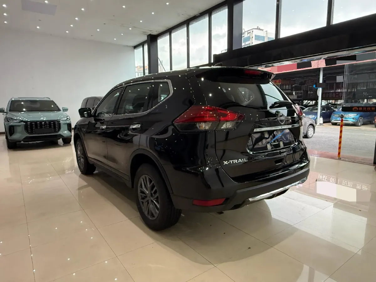 2025 Nissan X-Trail 2.0L 151HP L4 CVT,autocango,china used car exporter,china ev exporter,chinese used car exporter,chinese used ev exporter