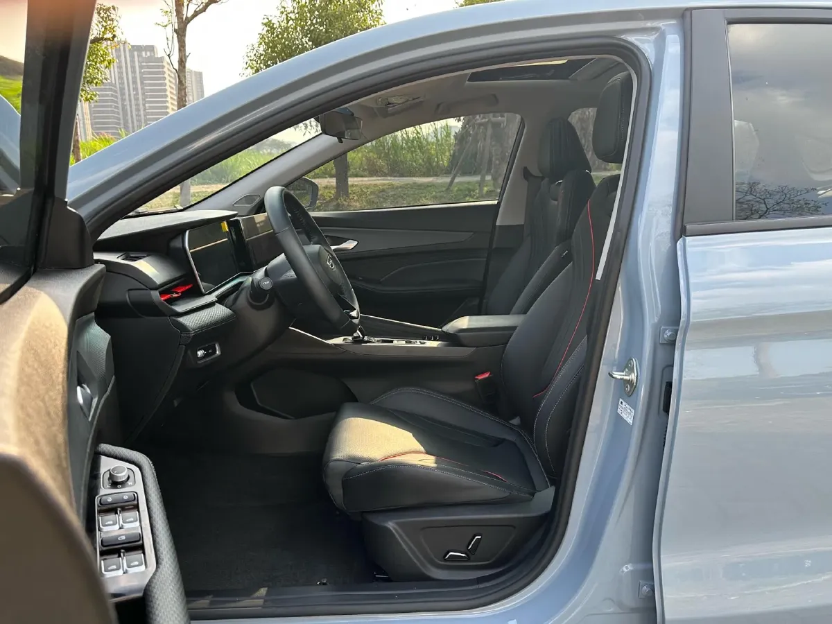 2024 Geely Binray 1.5T 181HP L4 7DCT,autocango,china used car exporter,china ev exporter,chinese used car exporter,chinese used ev exporter