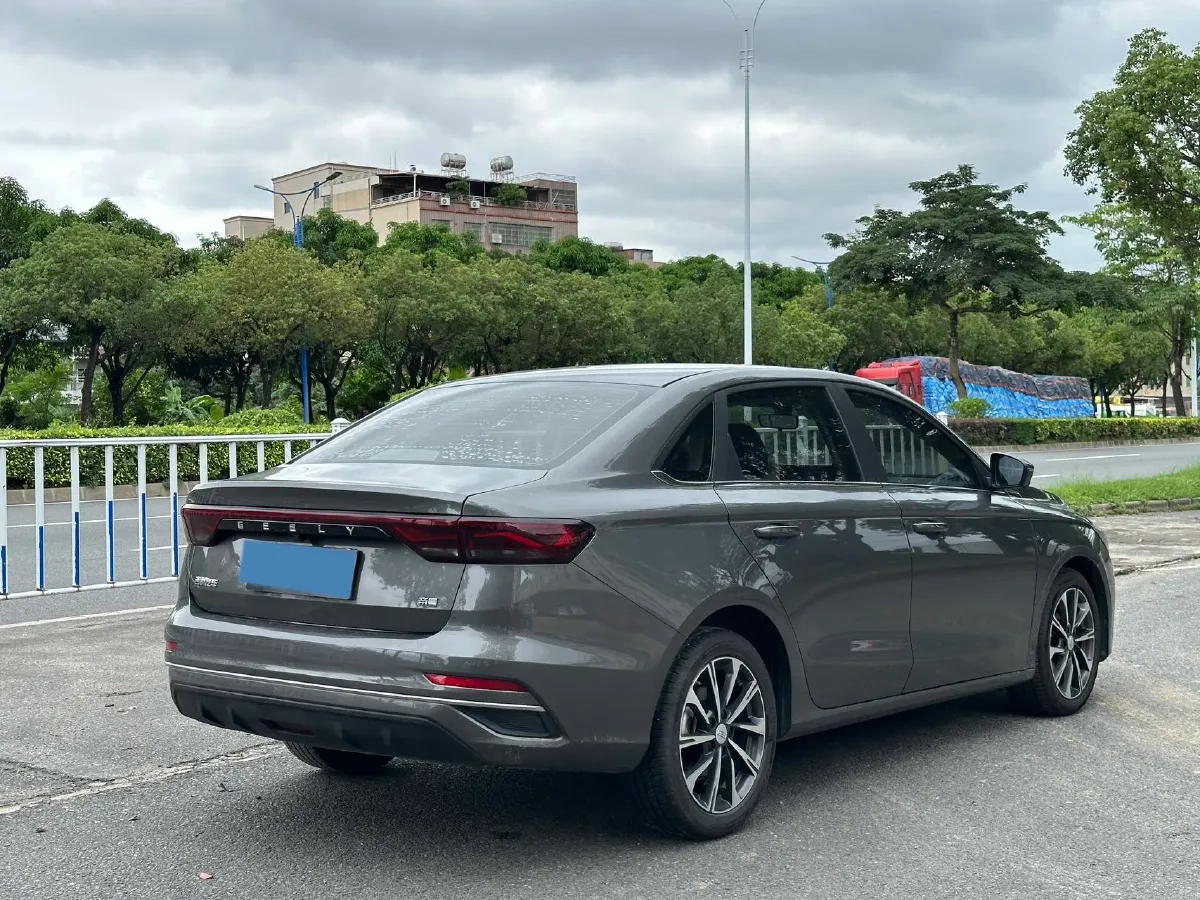2025 Geely Emgrand 1.5L 127HP L4 CVT,autocango,china used car exporter,china ev exporter,chinese used car exporter,chinese used ev exporter