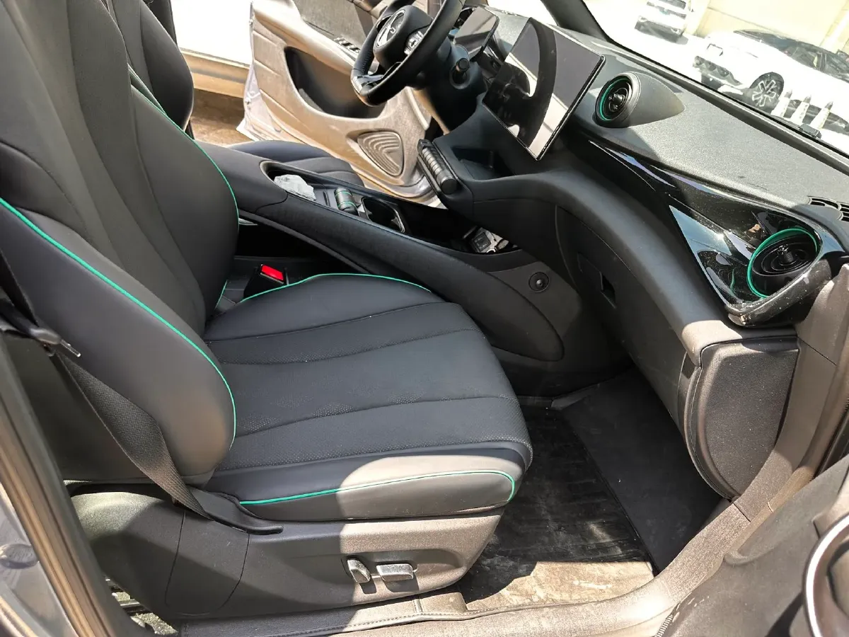2023 BYD Dolphin BEV 44.928KWH,autocango,china used car exporter,china ev exporter,chinese used car exporter,chinese used ev exporter