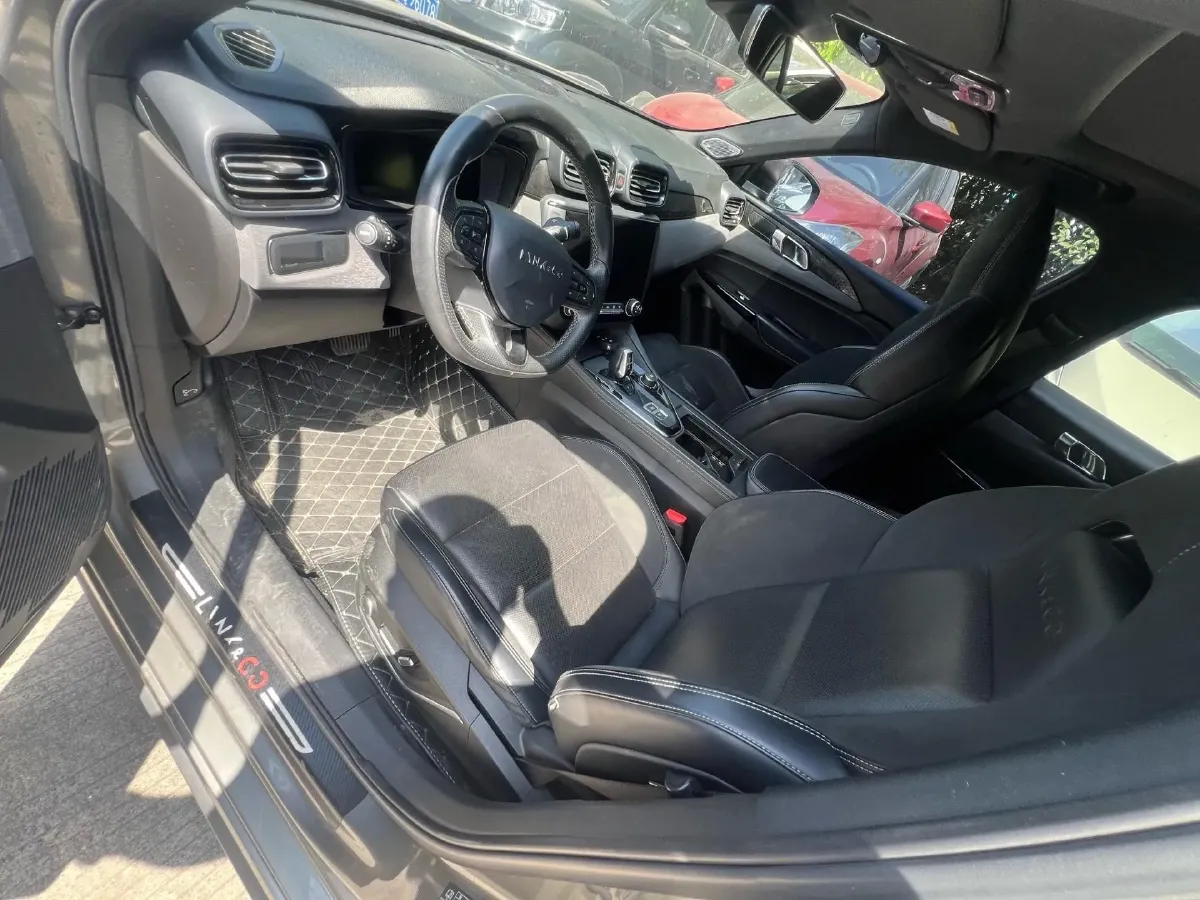 2022 LYNK&CO 03 2.0T 190HP L4 7DCT,autocango,china used car exporter,china ev exporter,chinese used car exporter,chinese used ev exporter