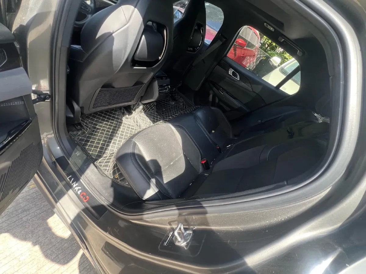 2022 LYNK&CO 03 2.0T 190HP L4 7DCT,autocango,china used car exporter,china ev exporter,chinese used car exporter,chinese used ev exporter