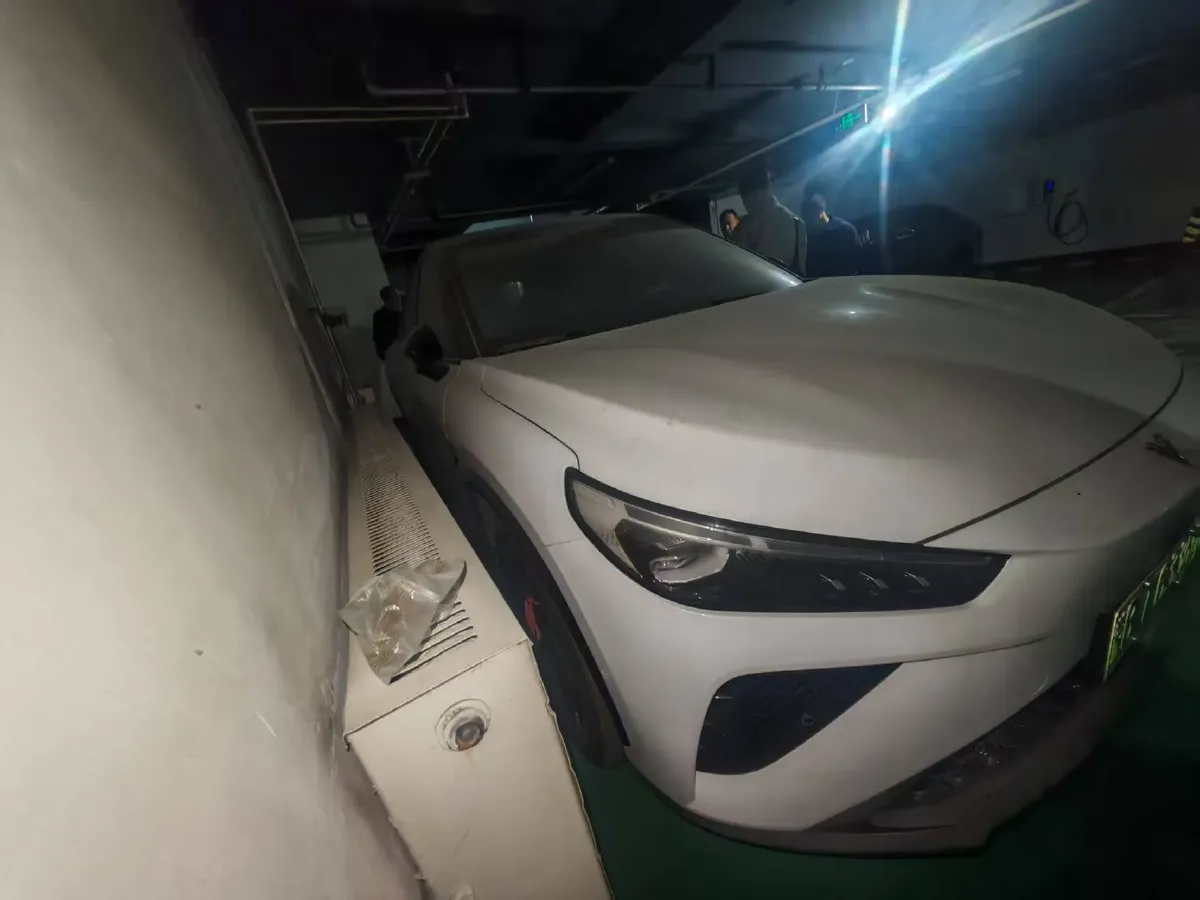 2024 Neta L 1.5L 91HP L4 REEV 40KWH,autocango,china used car exporter,china ev exporter,chinese used car exporter,chinese used ev exporter
