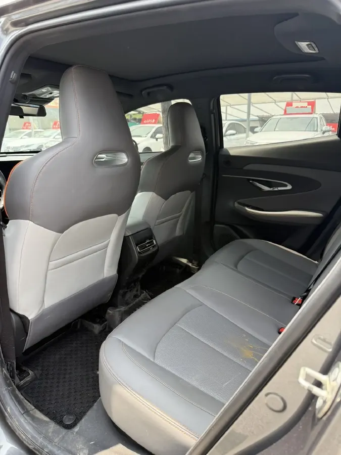 2022 ChangAn UNI-T 1.5T 188HP L4 7DCT,autocango,china used car exporter,china ev exporter,chinese used car exporter,chinese used ev exporter
