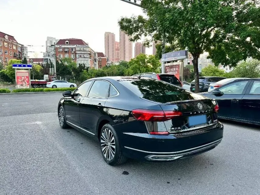 2019 Volvo V40 1.5T 152HP L4 6AT,autocango,china used car exporter,china ev exporter,chinese used car exporter,chinese used ev exporter