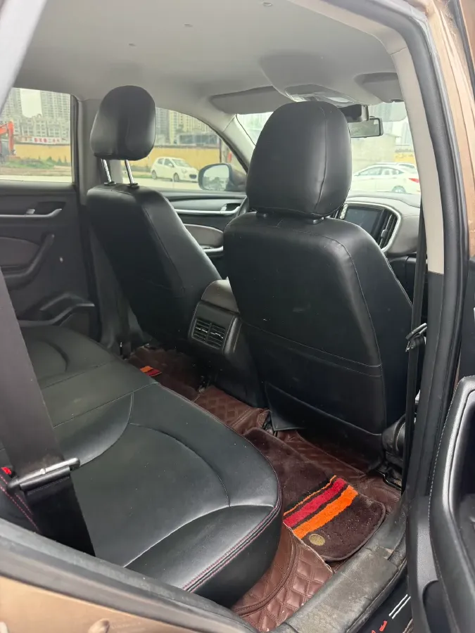 2018 Brilliance Auto V6 1.5T 150HP L4 6MT,autocango,china used car exporter,china ev exporter,chinese used car exporter,chinese used ev exporter