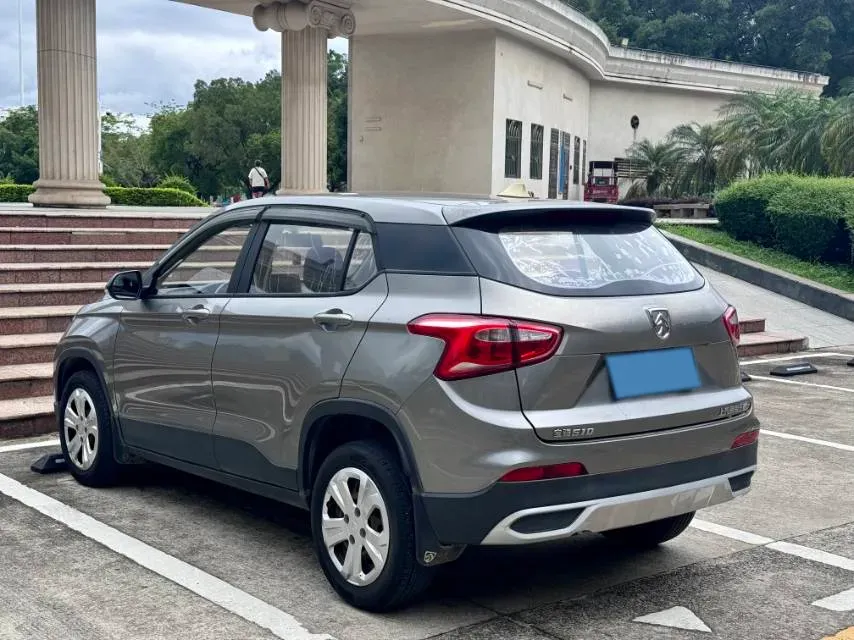 2017 BaoJun 510 1.5L 112HP L4 6MT,autocango,china used car exporter,china ev exporter,chinese used car exporter,chinese used ev exporter