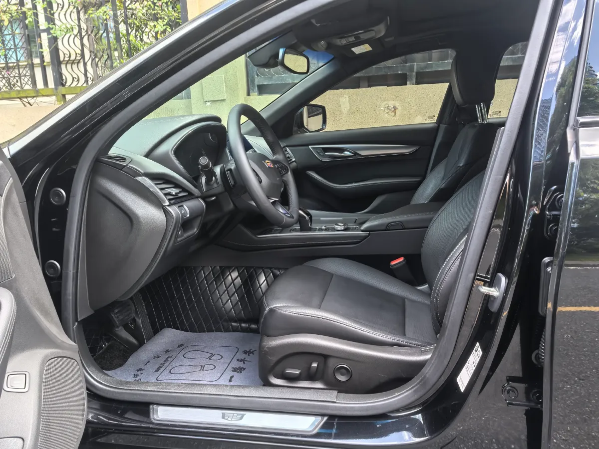 2022 Cadillac CT5 2.0T 237HP L4 10AT,autocango,china used car exporter,china ev exporter,chinese used car exporter,chinese used ev exporter