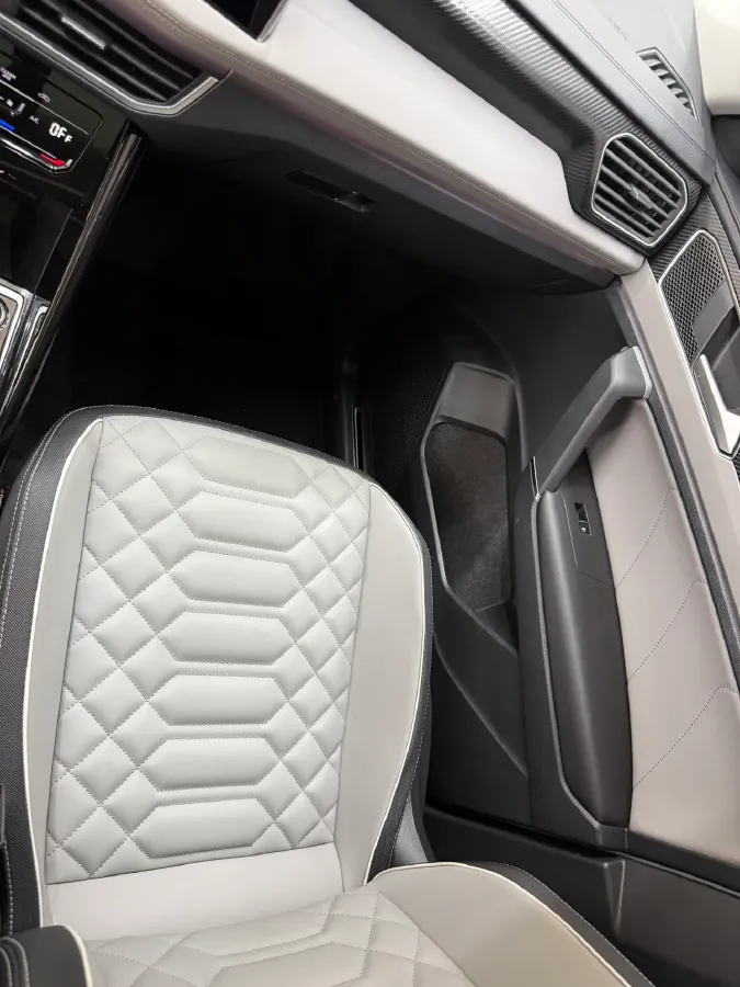 2023 Volkswagen Tayron 1.4T 150HP L4 7DCT,autocango,china used car exporter,china ev exporter,chinese used car exporter,chinese used ev exporter
