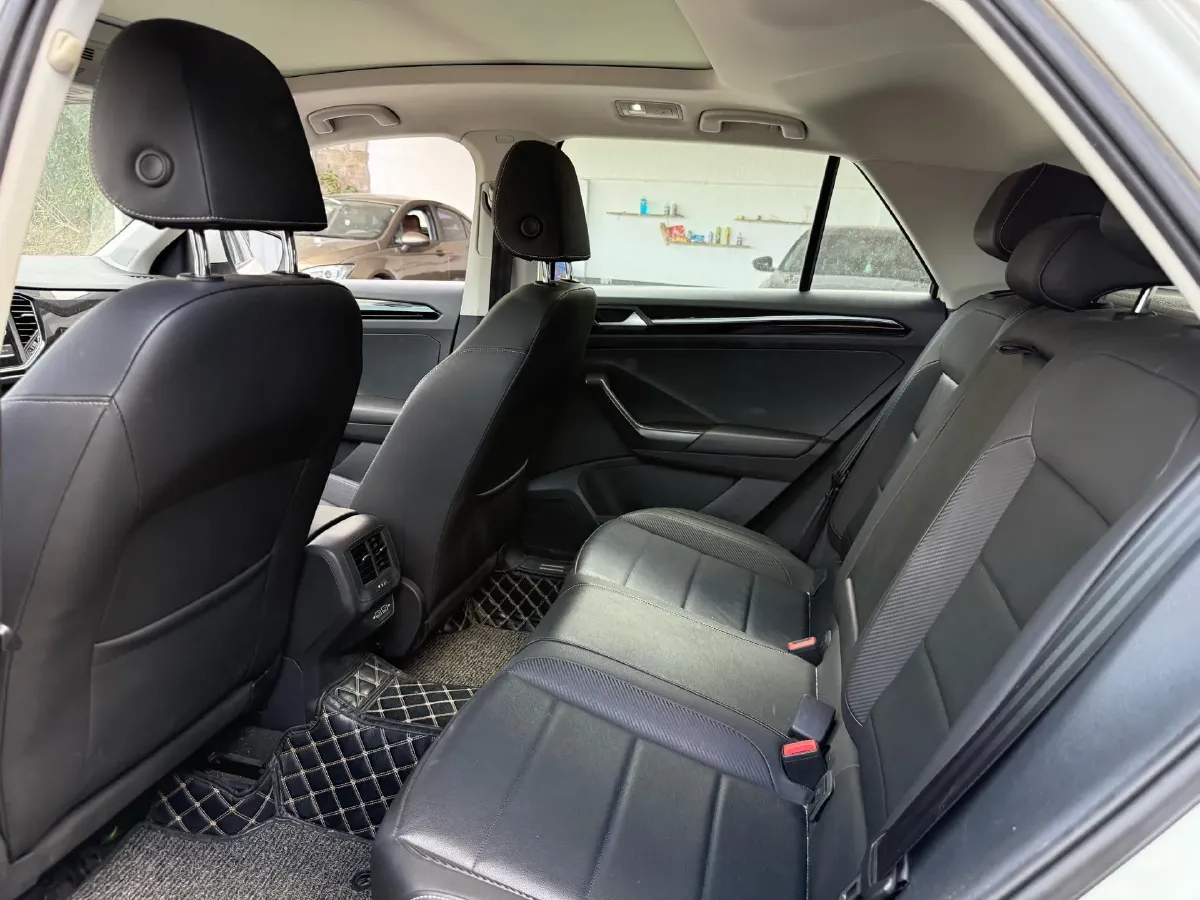 2018 Borgward BX7 2.0T 224HP L4 6AT,autocango,china used car exporter,china ev exporter,chinese used car exporter,chinese used ev exporter